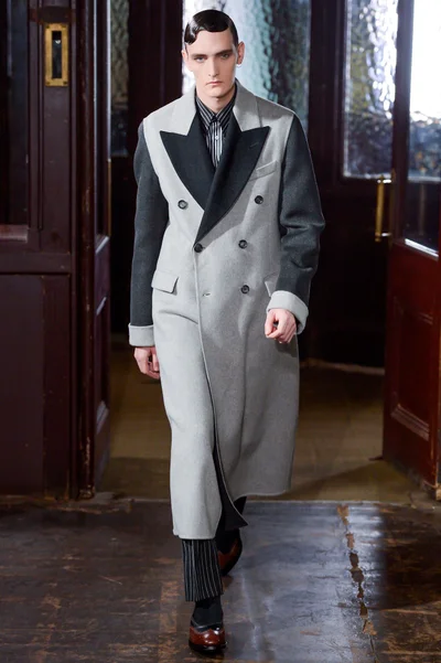 Look 17